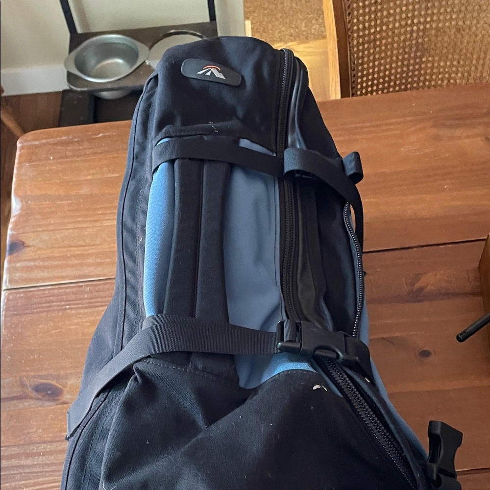 Macpac Orient Express 50l Backpack - image 6